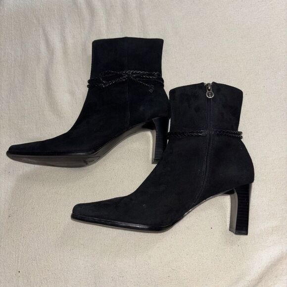 Etienne Aigner E-Walford Black Suede Leather Ankle Boots Women's Sz8 - Picture 4 of 8